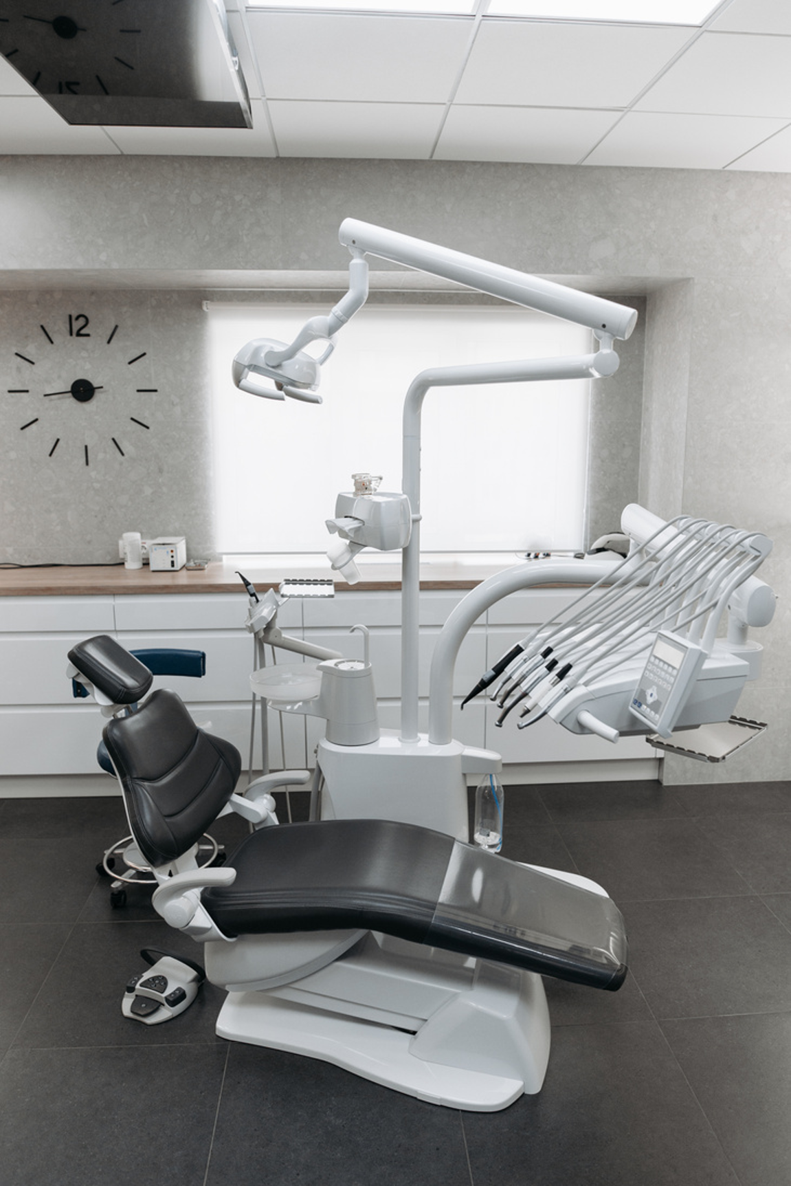 How DSO Acquisitions of Multi-Location Dental Practices Differ from Single-Practice Sales Featured Image
